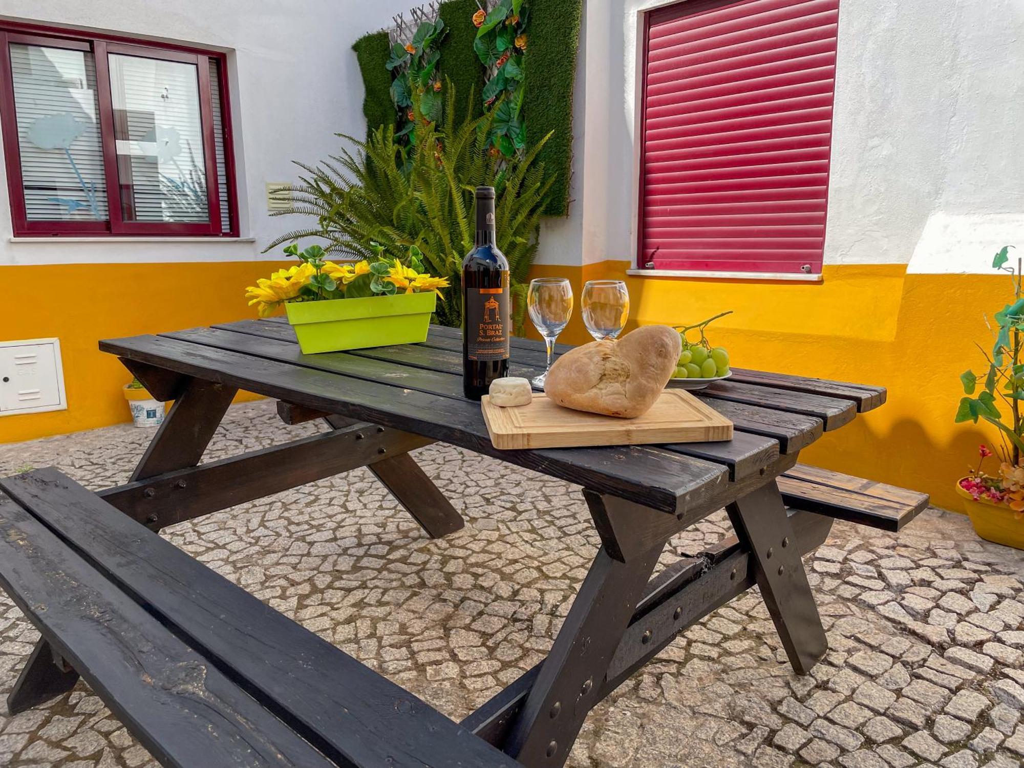 Home Away From Home Evora Exterior photo